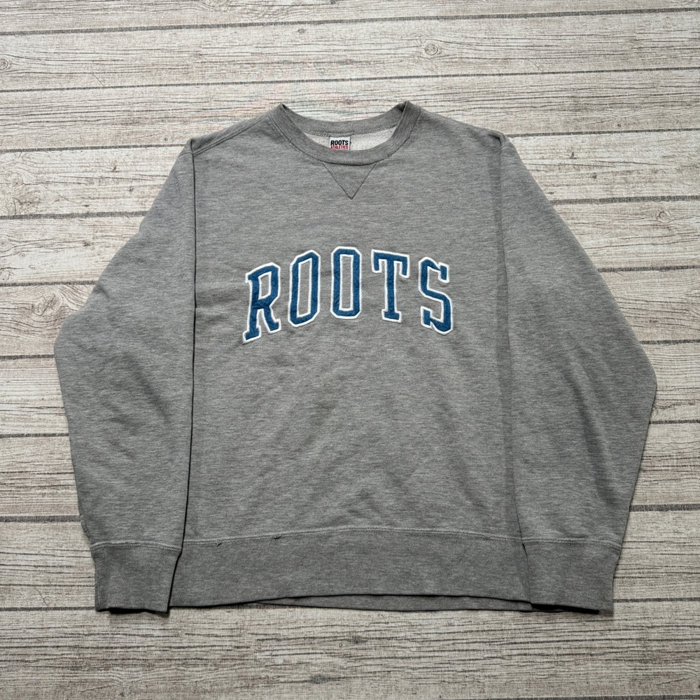 Roots Athletics Sweatshirt Mens Small Gray Blue Crewneck Pullover Varsity Canada
